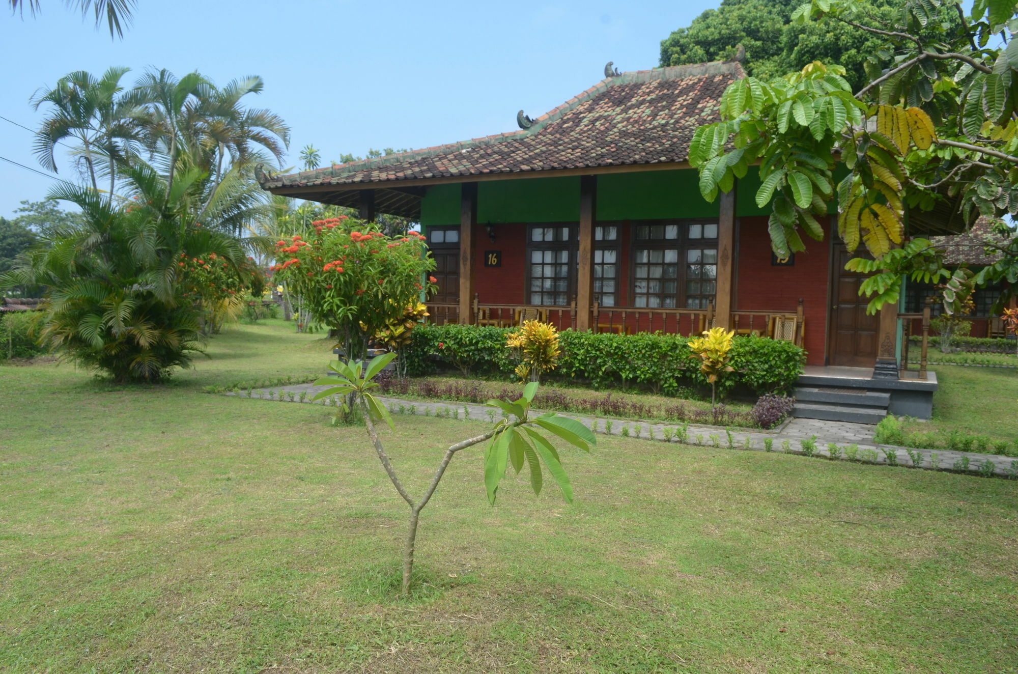 Poeri Devata Resort Hotel Prambanan Exteriör bild